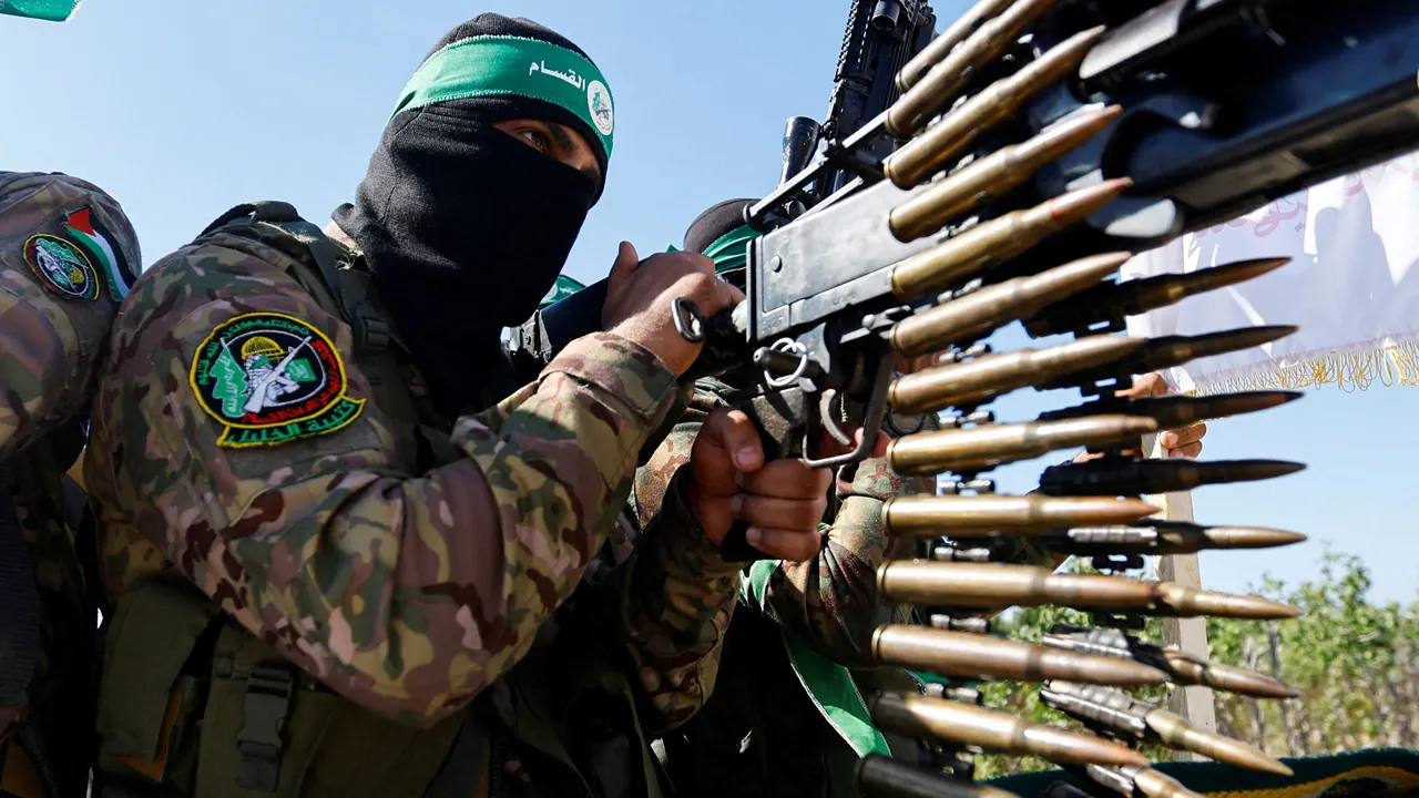 Featured image for "Hamas Adopts Guerrilla Tactics Amid Ongoing Gaza Conflict"