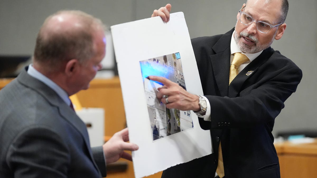 Daniel Perry murder trial: Self-defense or murder?