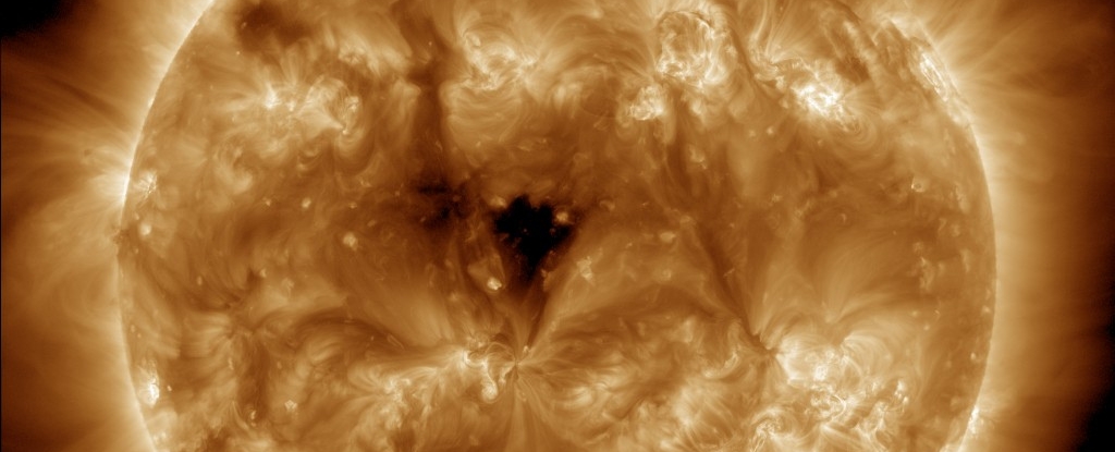 Solar Winds from Second 'Giant Hole' on Sun to Reach Earth This Week