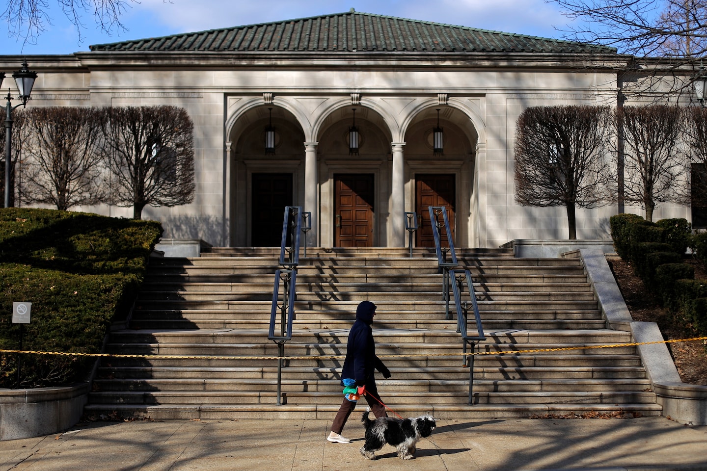 Featured image for "Pittsburgh Museums Navigate Controversy Surrounding Islamic Art Exhibition Amid Israel-Gaza Conflict"