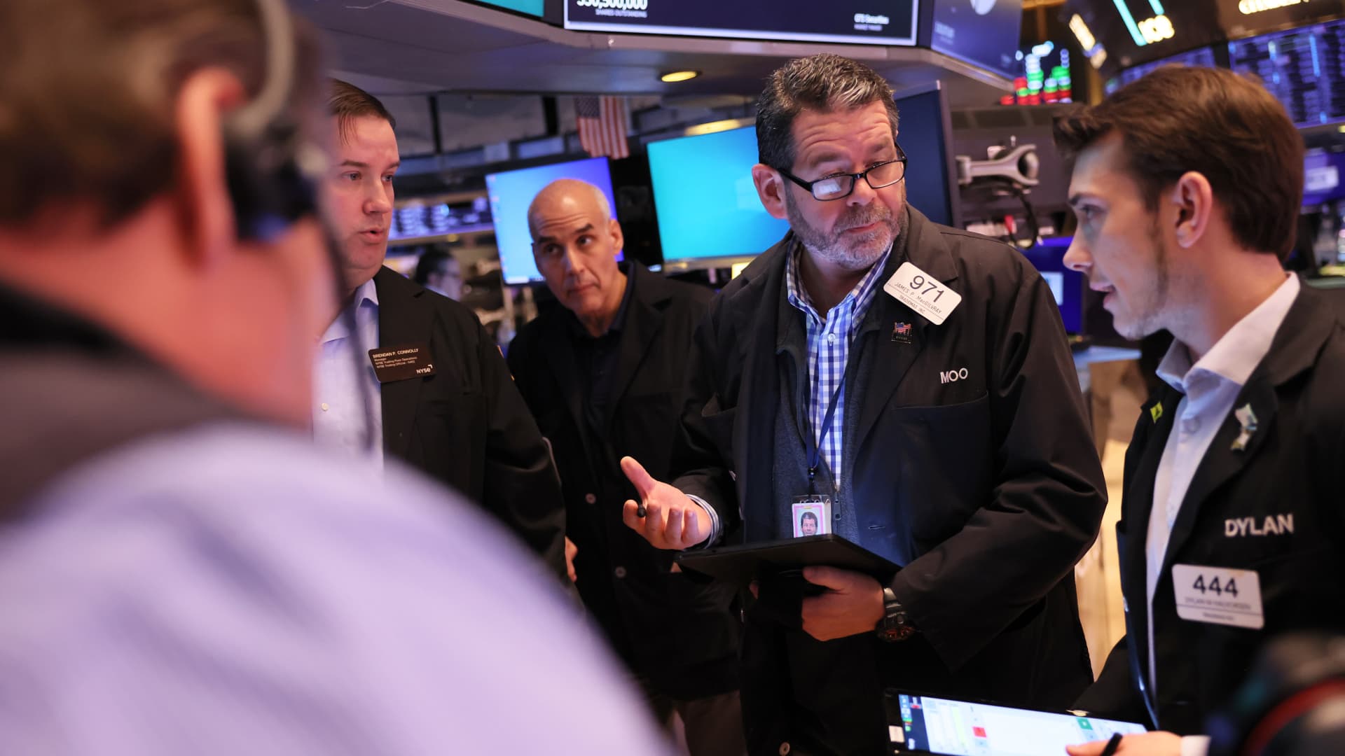 Investors Await Fed Decision as Treasury Yields Fluctuate.