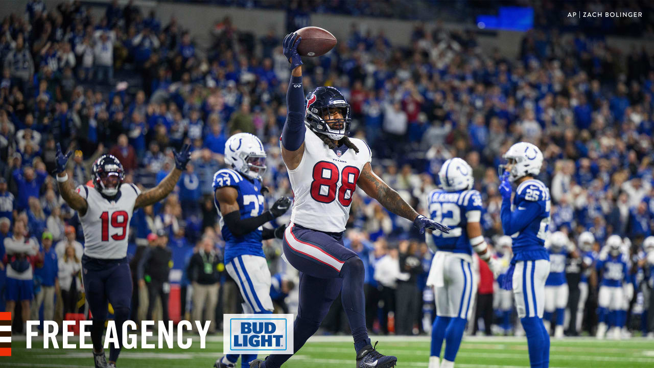 Browns reunite with Deshaun Watson's former TE in free agency.