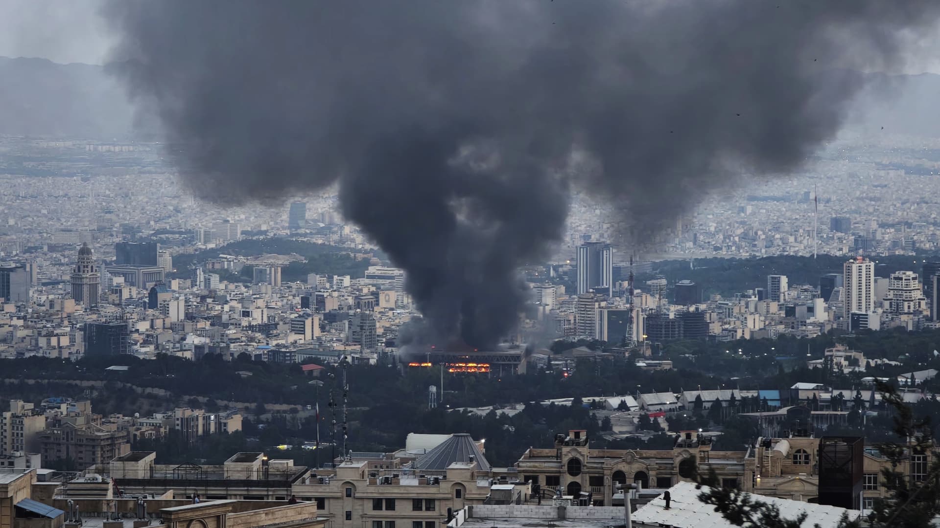 Featured image for Market Gains as Iran Signals De-Escalation Amid Ongoing Middle East Tensions