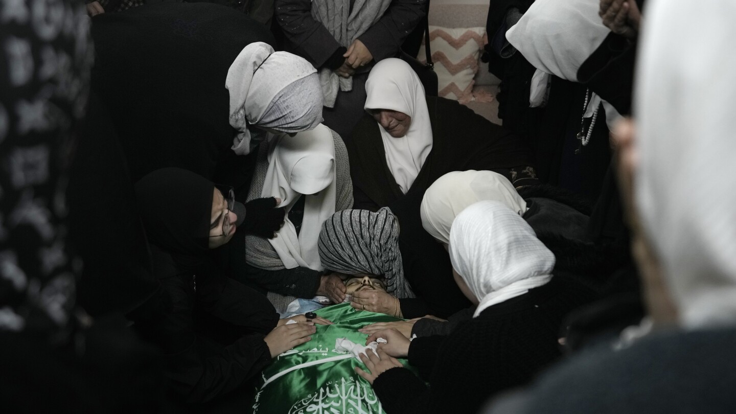 Israeli Undercover Forces Kill 3 Militants in West Bank Hospital Raid