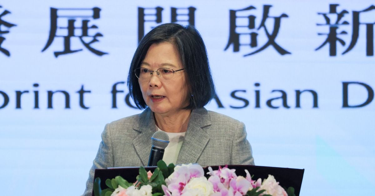 Taiwan President Extends Aid to China Following Deadly Quake