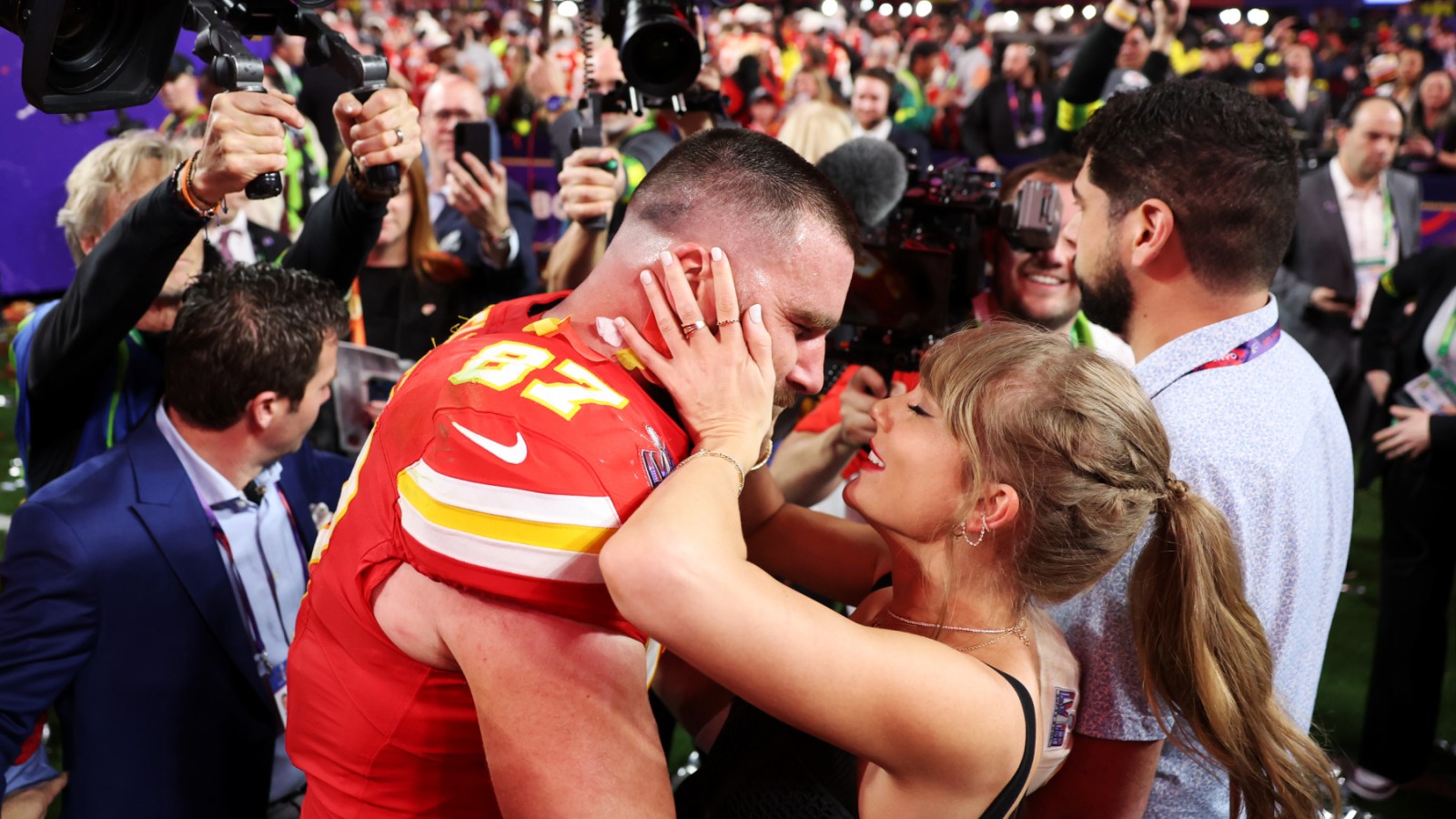 "Taylor Swift's Impact on the NFL: Super Bowl Shenanigans and Season Buzz"