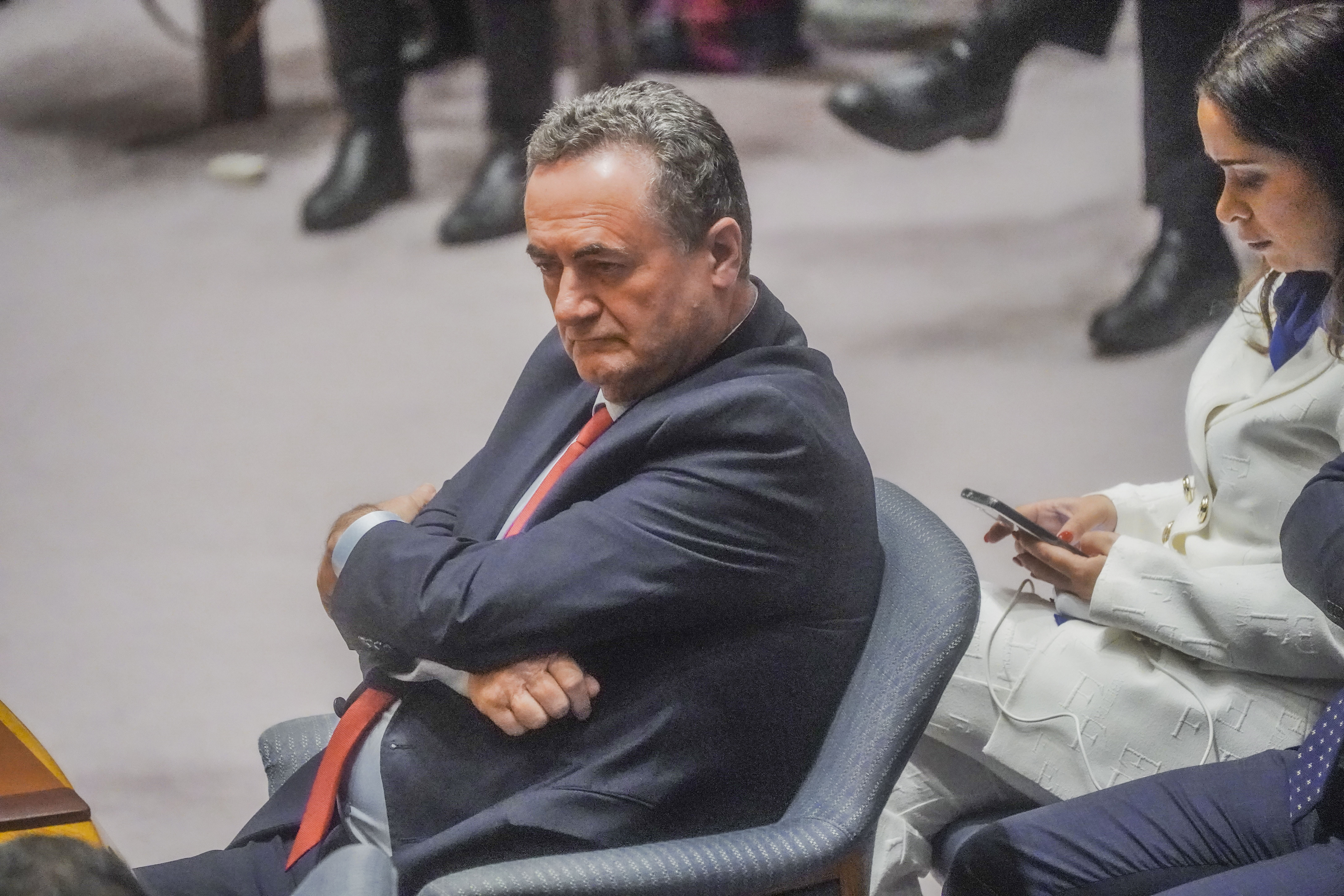 Israel Conducts Airstrikes on Houthi Targets in Yemen Amid Ongoing Clashes