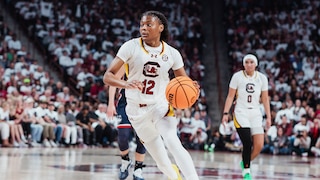 "Top-ranked South Carolina women's basketball crushes No. 11 UConn in dominant victory"