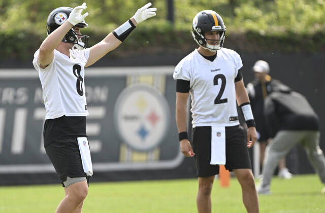 "Arthur Smith Signals Kenny Pickett as Steelers' Future QB"