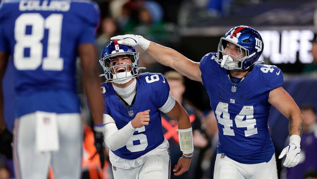 Featured image for NFL Fines Giants and Coach Over Concussion Protocol Violations