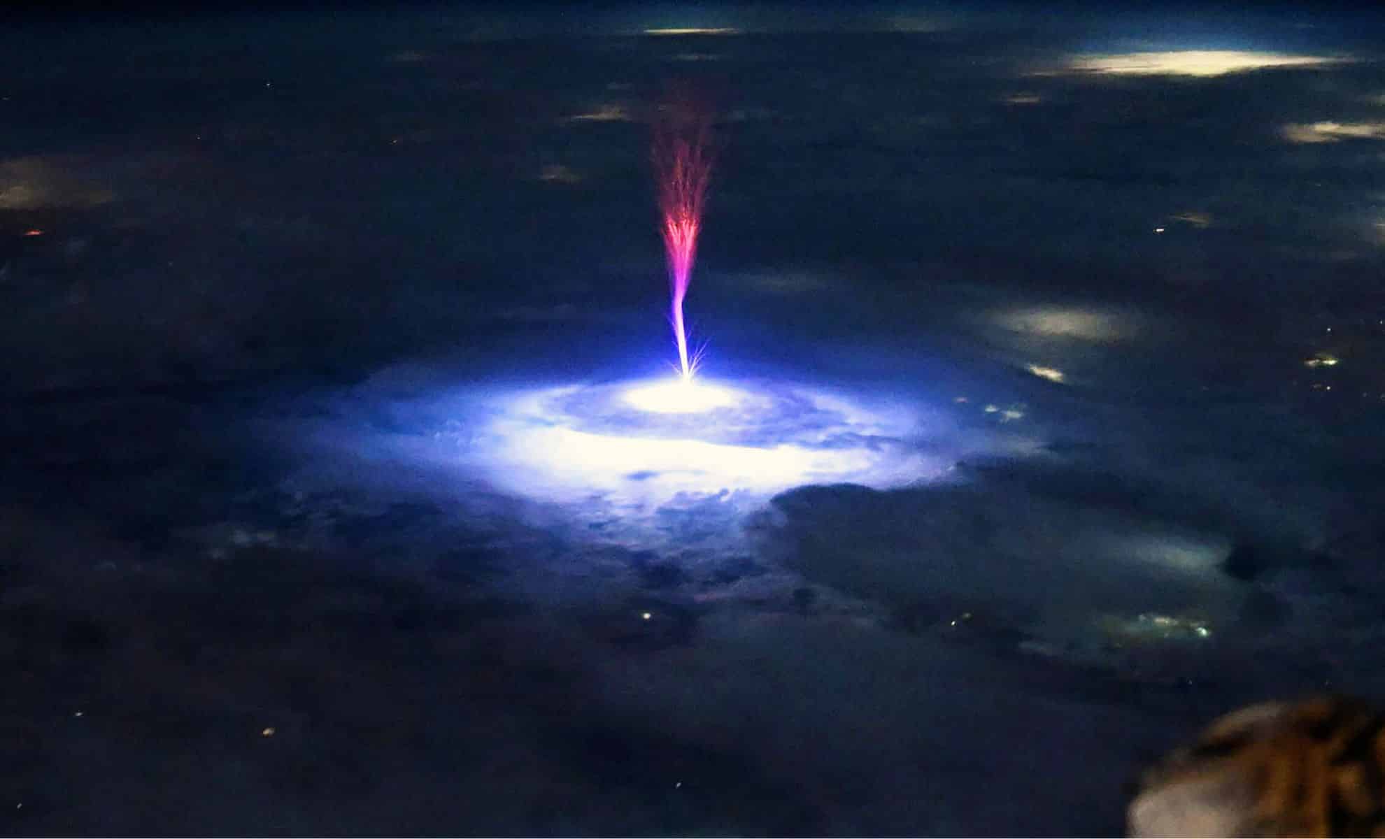 Featured image for NASA Reveals Spectacular Photos of Rare Space Station Event