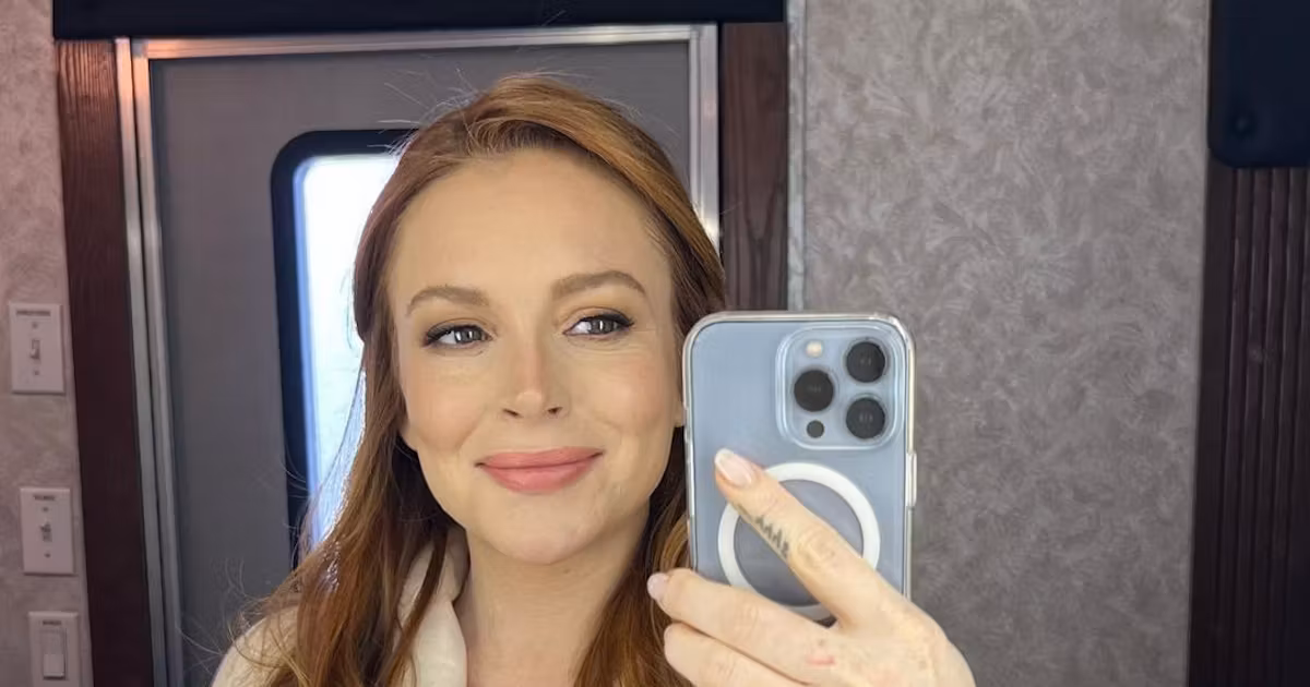 Featured image for "Lindsay Lohan's 2004 Nails Steal the Show at 'Mean Girls' Premiere Reunion"