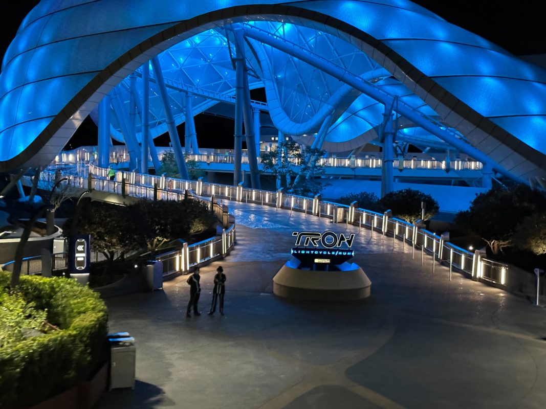 "Disney's TRON: Fastest Ride and Virtual Queue Craze"