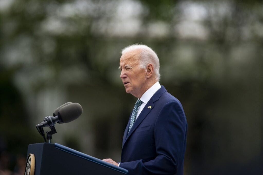 "Majority of Americans Incorrectly Blame Biden for Nonexistent Recession"