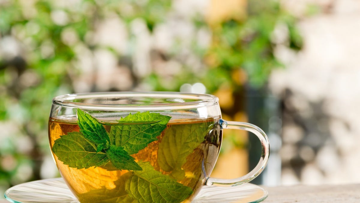 Featured image for "The Health Benefits of Peppermint Tea: A Refreshing Cup of Wellness"