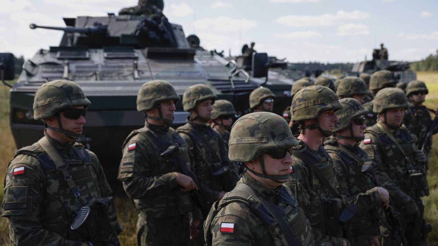 "Polish Minister Cites Hostile Rhetoric and Actions as Reason for Border Reinforcement with Belarus"