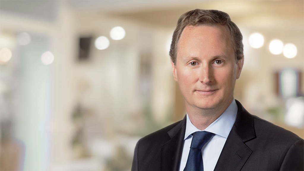 Featured image for Charter's Q3 Video Revenue Falls 9% Amid Disney Carriage Dispute