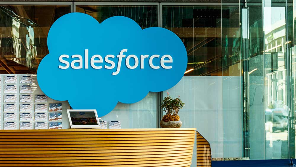 Featured image for Salesforce Surpasses Earnings, Raises Outlook Amid AI Concerns