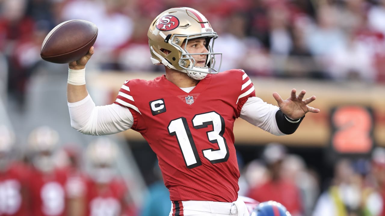 "Brock Purdy Shines Despite Giants' Blitz in 49ers' Victory"