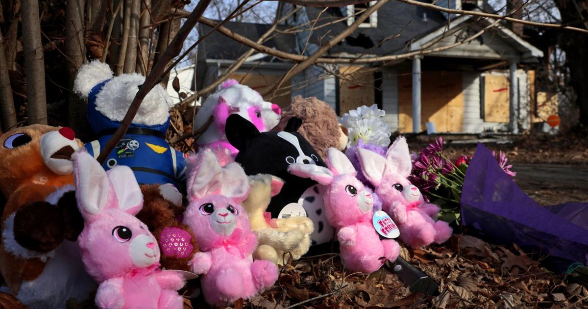 Featured image for "Tragic Murder-Suicide: Mom and 4 Kids Killed in Ferguson House Fire"
