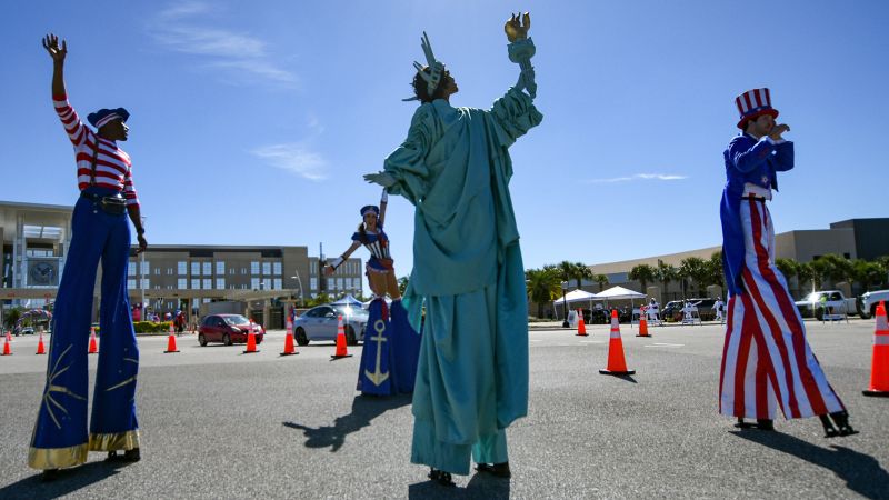 Featured image for Veterans Day: What’s Open and Closed on November 11