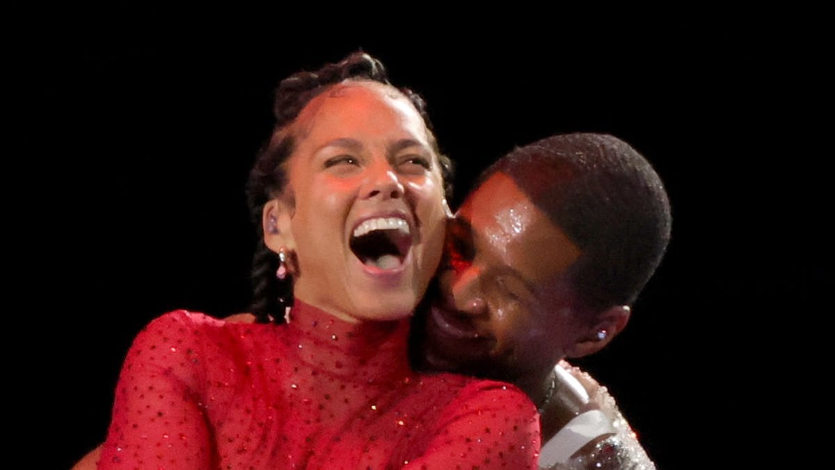Featured image for "Swizz Beatz Addresses Usher's Interaction with Alicia Keys at Super Bowl 2024"