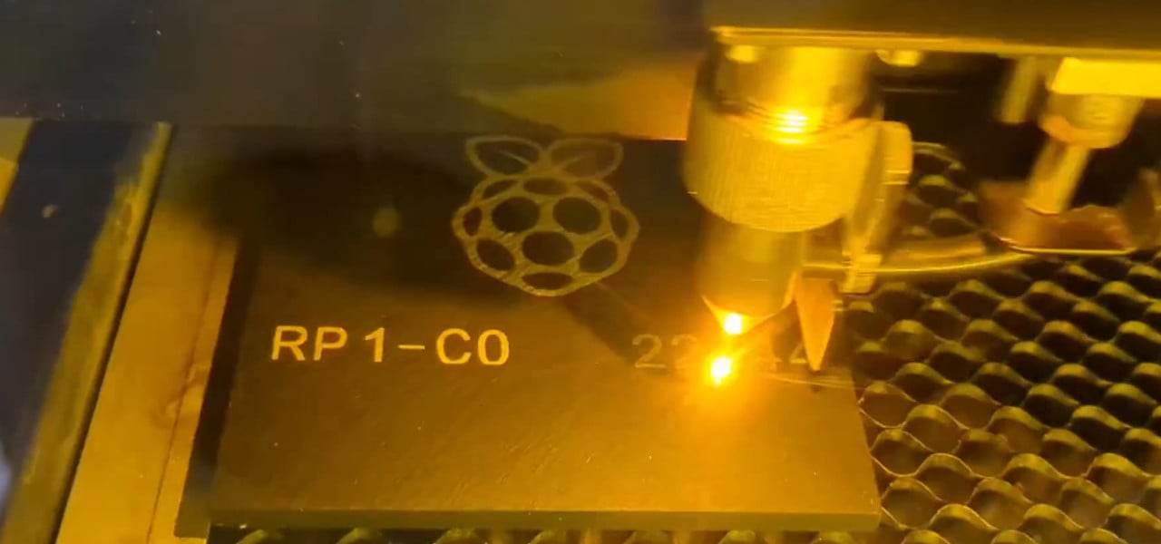 "Preserving the Crunch: Immortalize Your Beloved Chips on Slate"