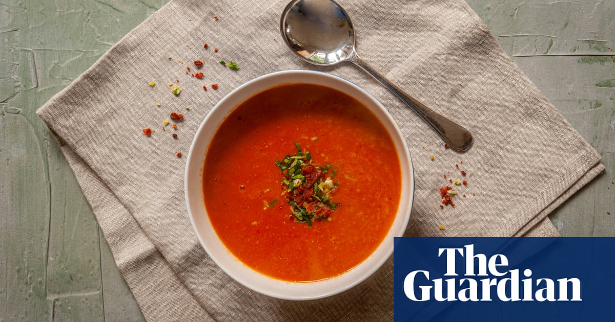 "Scammer-Posed Soap Opera Star Urges Woman to Poison Husband's Soup: Police Probe"