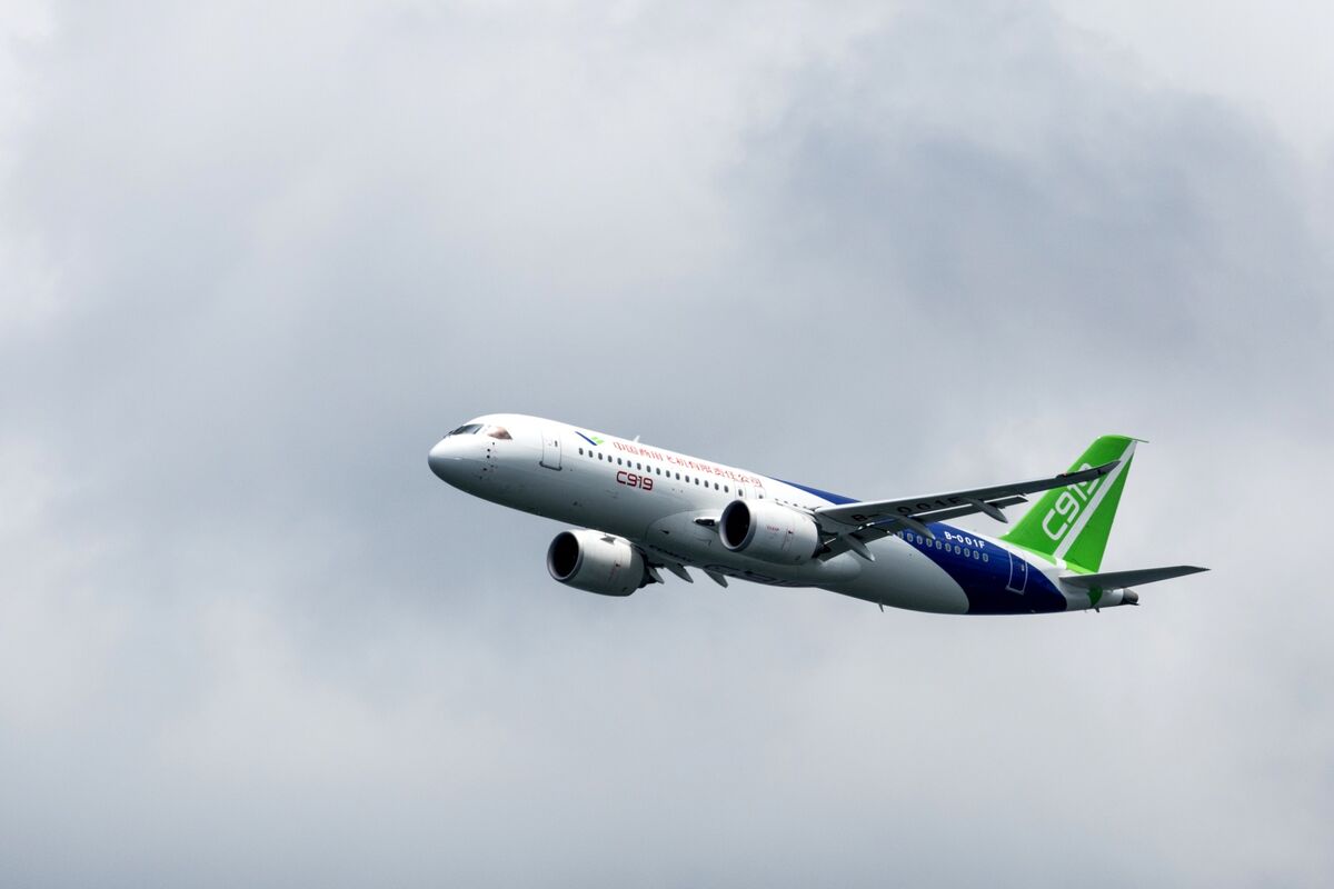 Featured image for "COMAC's C919 Jet Takes Center Stage, Raising Competition Against Airbus and Boeing"
