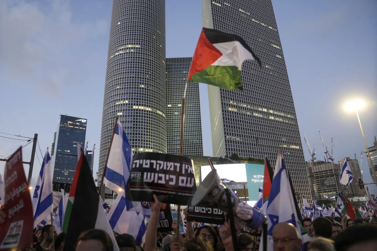 "Israeli Protesters Demand Democracy: Addressing the Palestinian Occupation"