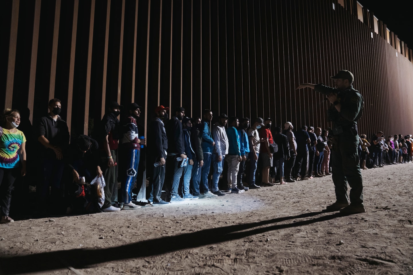 "Biden's Immigration Challenges: A Closer Look at Record Border Crossings and Policy Reversals"