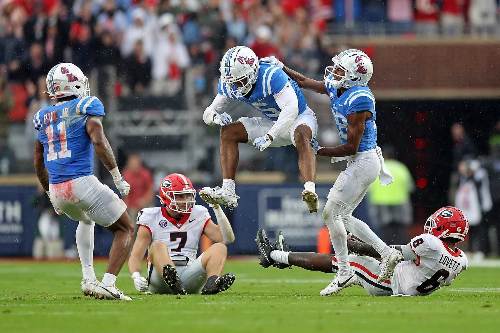 Featured image for Week 11 Shake-Up: Winners, Losers, and Conference Clarity in College Football