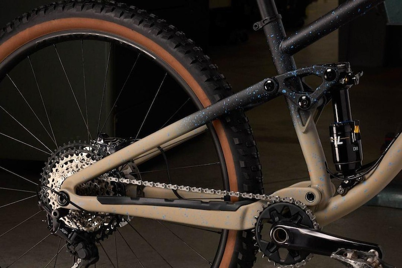 Featured image for Trek Hints at New Steel Top Fuel Model