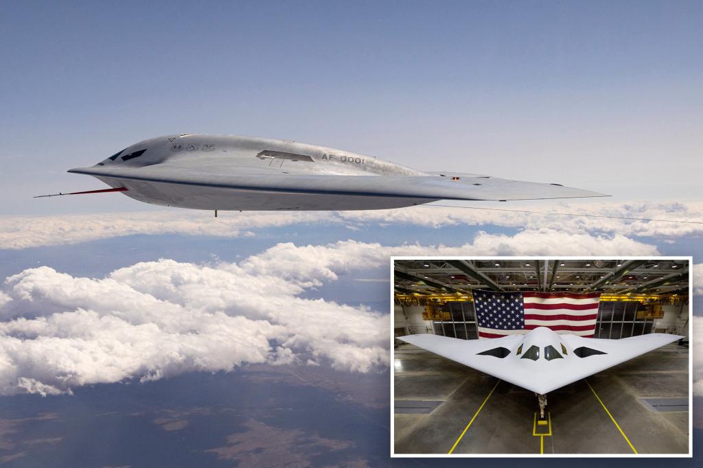 Featured image for Air Force Reveals First In-Flight Photos of B-21 Raider Stealth Bomber