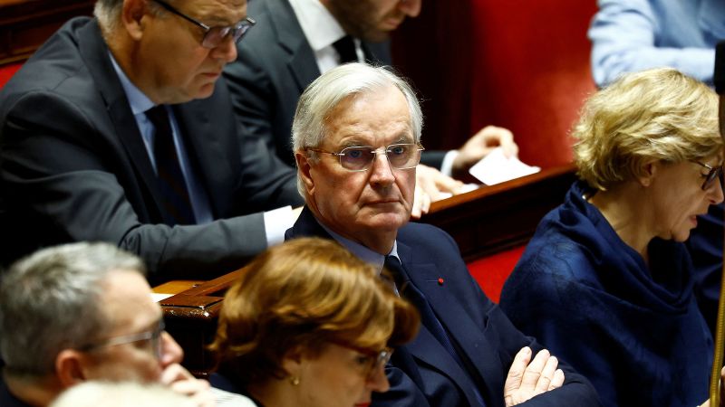 Featured image for French Government Faces Collapse Amid Imminent No-Confidence Vote
