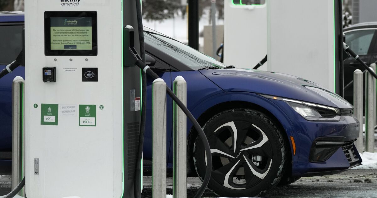 US Government Implements Strict Emissions Rules to Encourage Electric Vehicle Adoption
