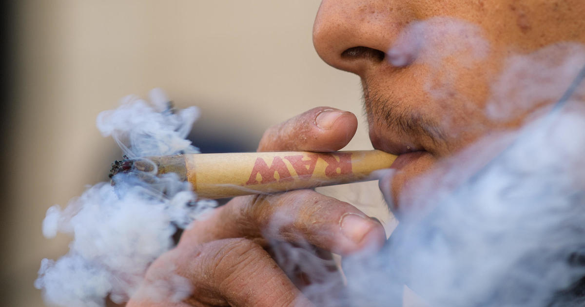 Featured image for Minnesota Senate Narrowly Approves Recreational Cannabis Legalization Bill