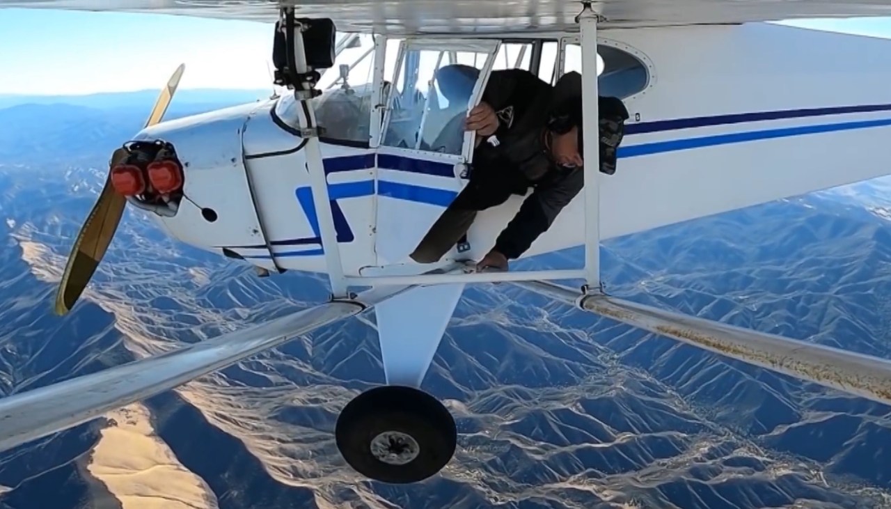 Man confesses to crashing plane for YouTube fame.