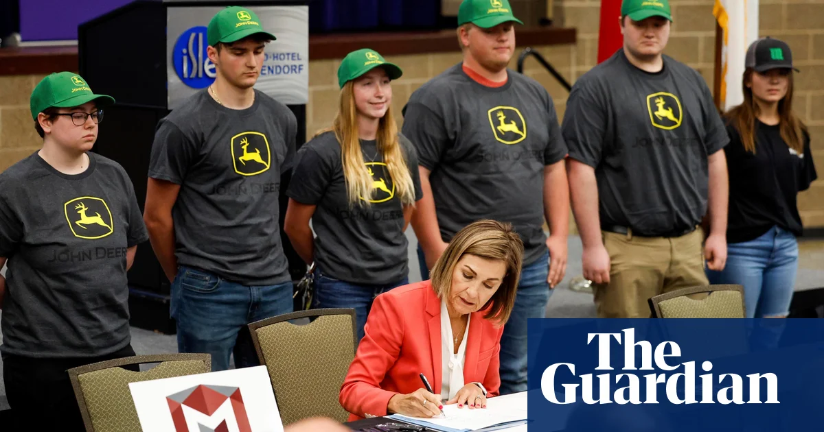 Iowa Governor Restricts LGBTQ+ Education and Child Labor Law Protections.