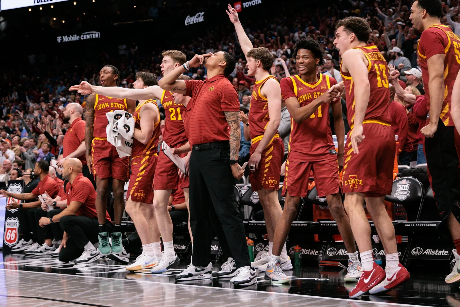 Cyclones show heart, fall to Arizona on last-second buzzer-beater in KC