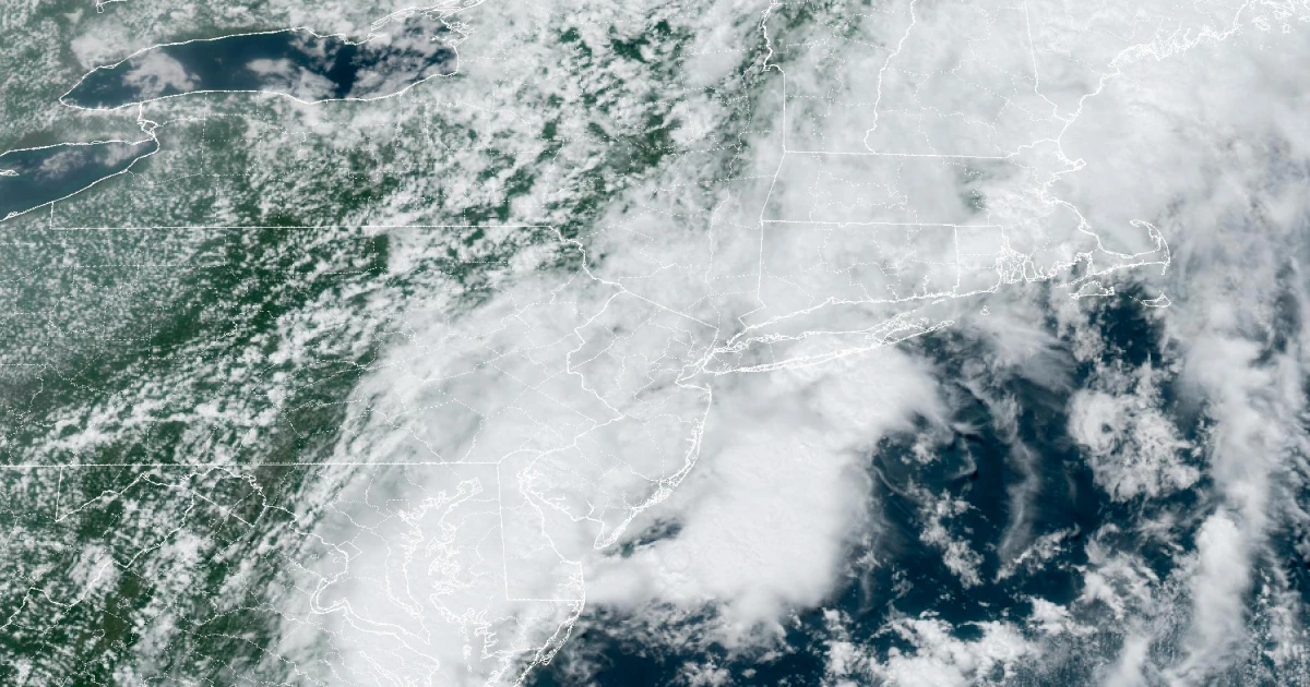 Severe storms wreak havoc on U.S. flights, causing cancellations and delays