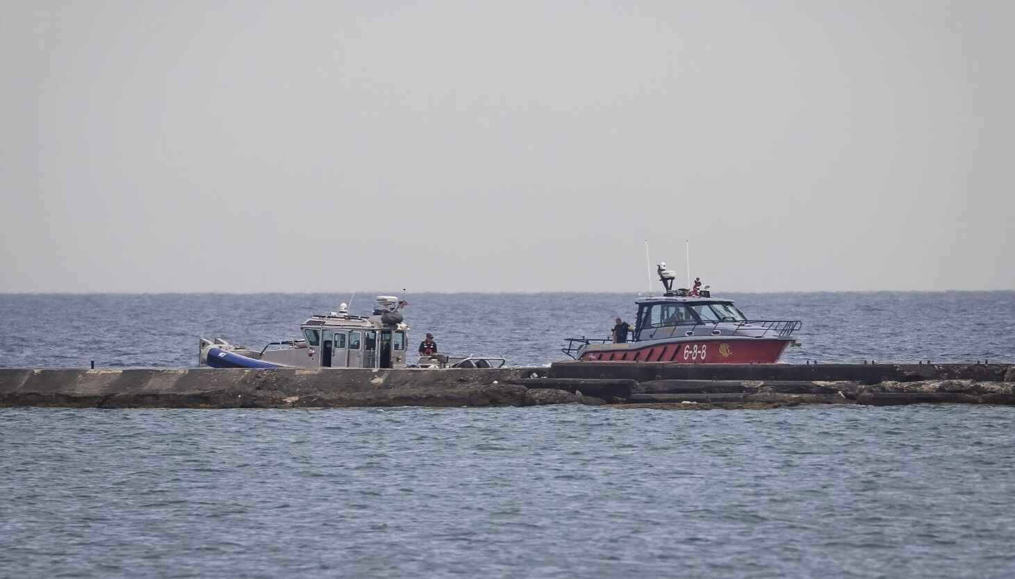 Tragic Boat Collision Claims Woman's Life near Oak Street Beach