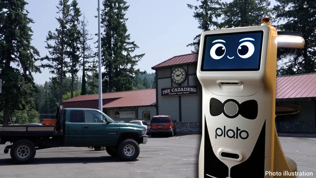 "Restaurant Owner's Robot Hire Sparks Outpour of Angry Messages"