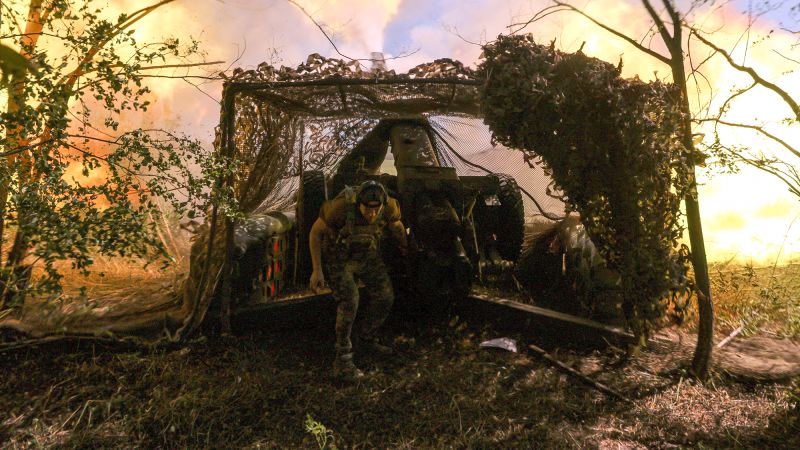 Russian Forces Break Through Ukrainian Lines Ahead of Trump-Putin Summit