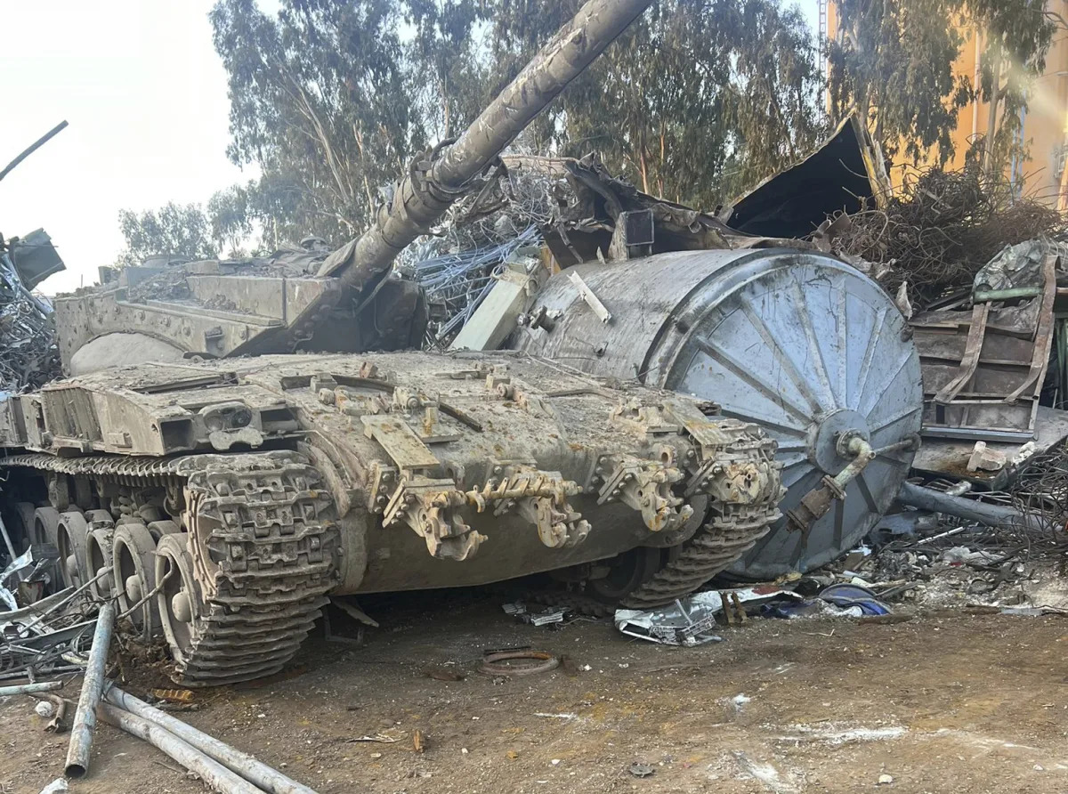 Featured image for "Stolen Israeli Tank Recovered in Junkyard: Authorities Investigate"