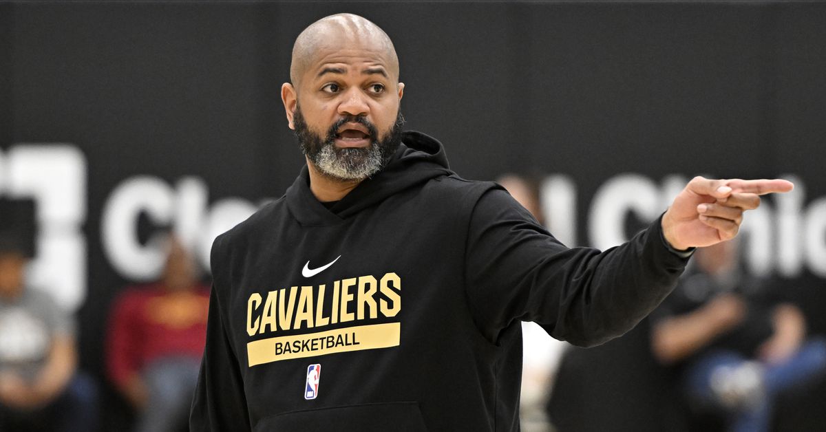 Featured image for NBA Legends and Cavs Target Knicks in MSG Showdown.