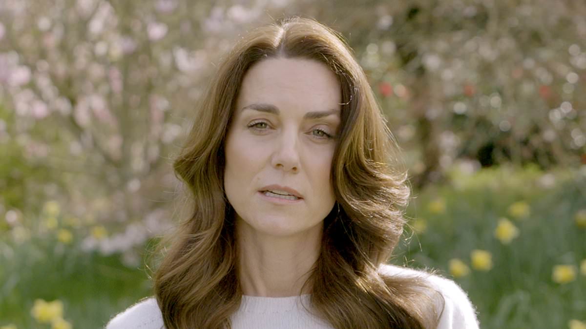 "Royal Family Faces Cancer Announcement Backlash and Celebrity Apologies"