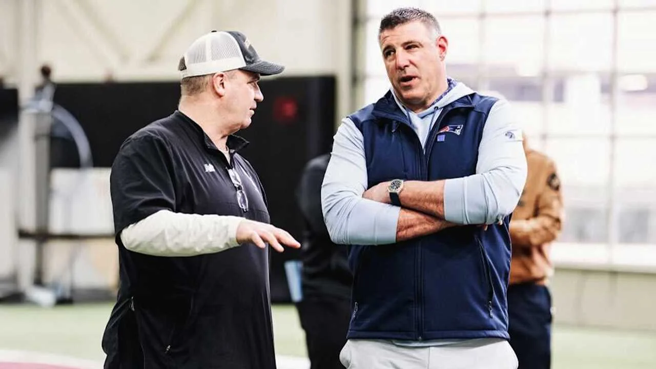 Vrabel Leads Patriots Staff at BC Pro Day to Scout Four Eagles Prospects