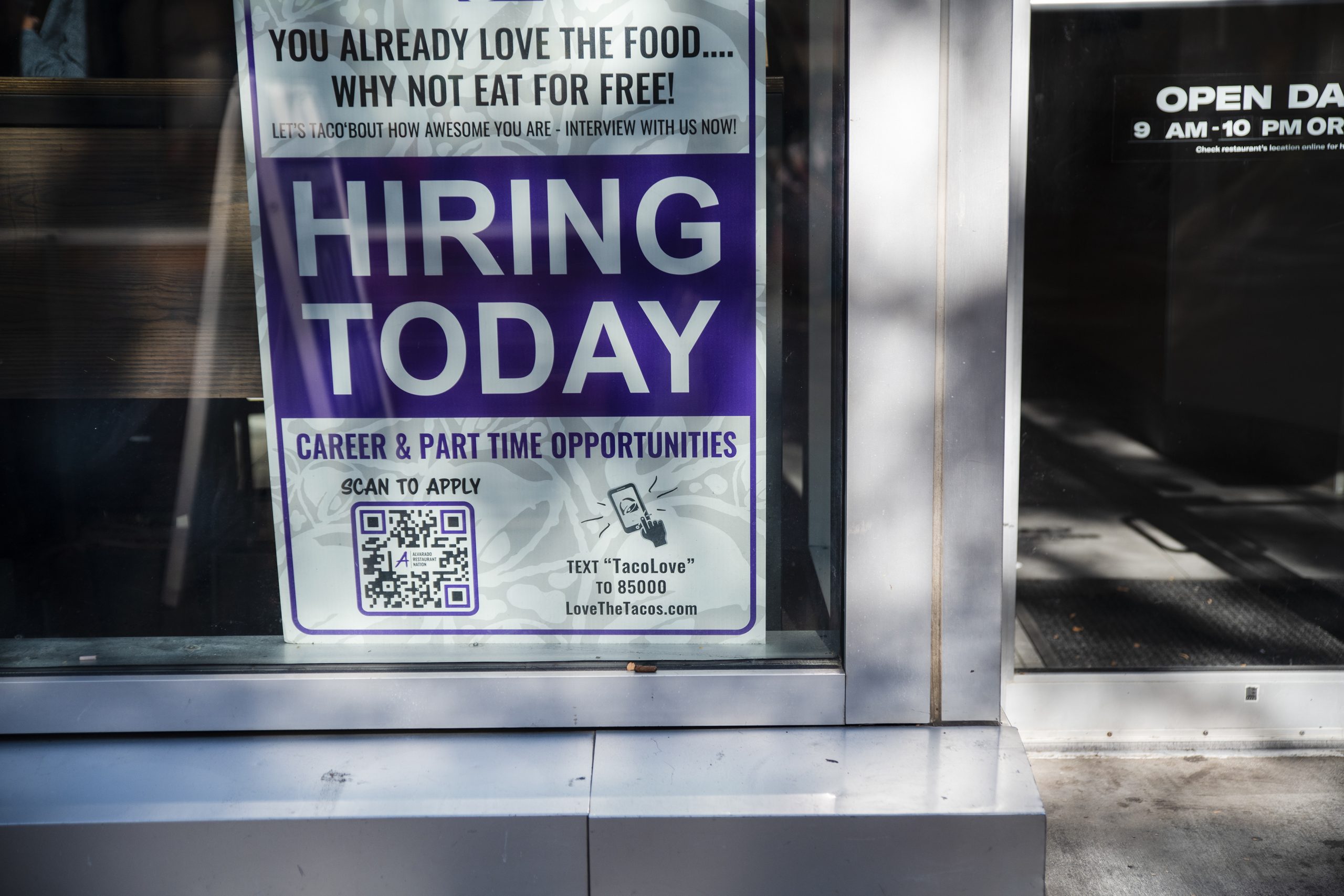Featured image for Colorado's Job Market: A Disconnect Between Job Openings and Unemployment Rates