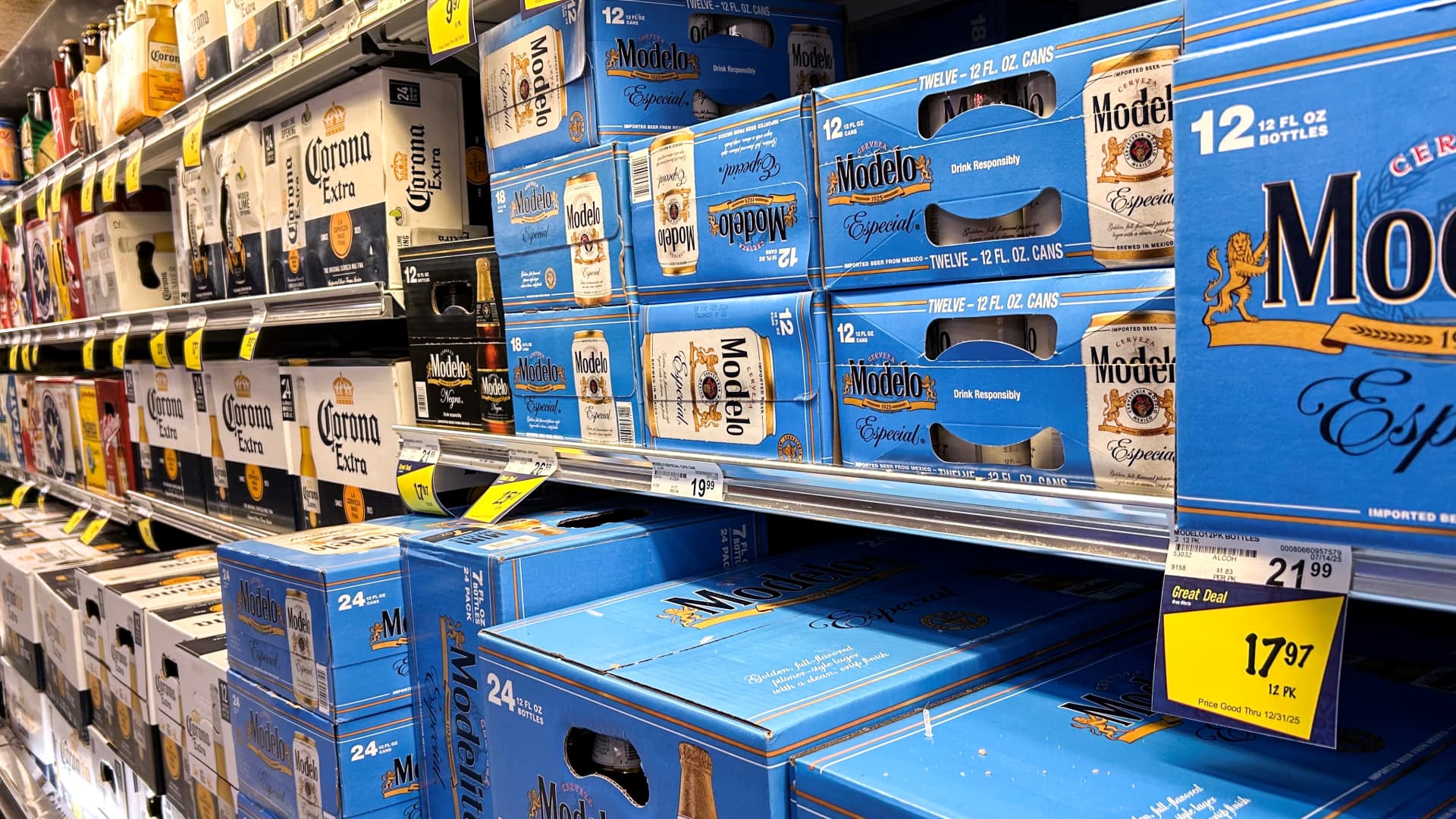 Featured image for Constellation Brands Shares Fall Amid Lowered Guidance and Declining Beer Sales